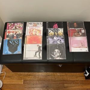 6 POP/R&B/RAP CDs plus 1 free gift